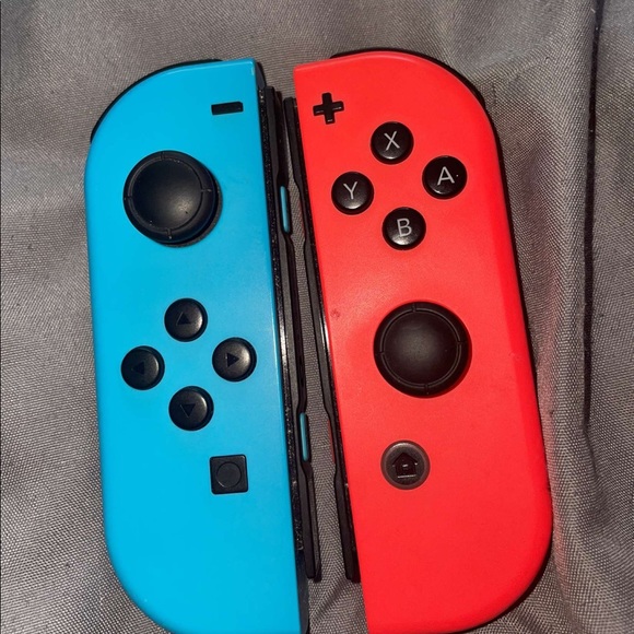 Nintendo switch Console - Picture 4 of 6